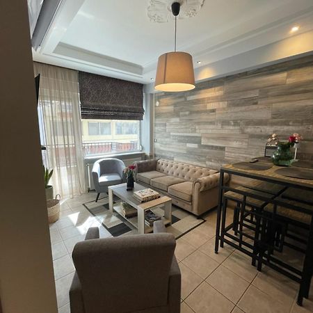 Business Flat Stavroupoli Apartment Tesalonika Bagian luar foto