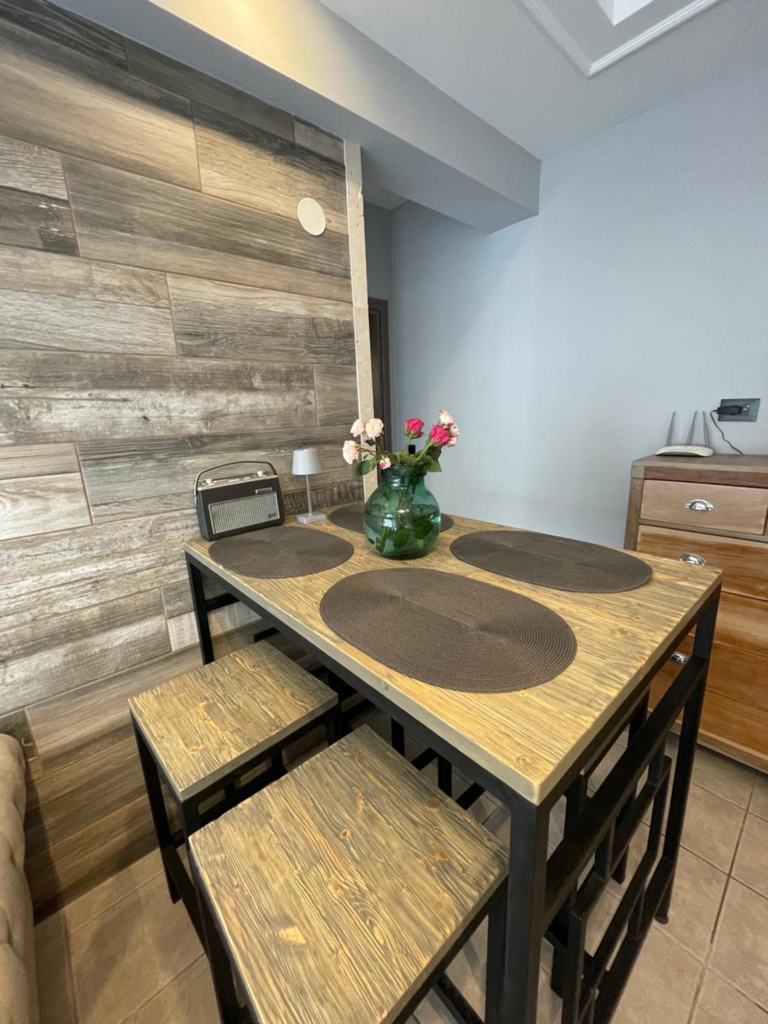 Business Flat Stavroupoli Apartment Tesalonika Bagian luar foto